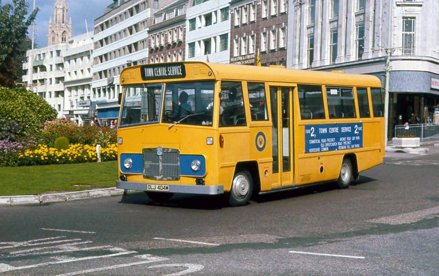  Bedford VAS3 Strachan (B27F) 1973 года  (фото 1 из 2)